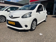 Toyota Aygo - 1.0 VVT-i Now airco