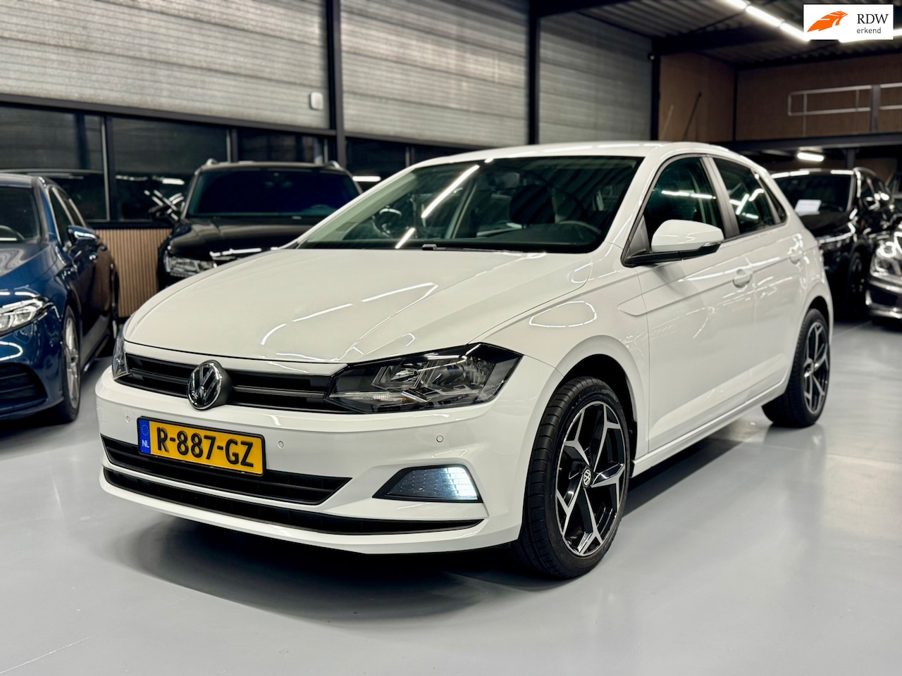 Volkswagen Polo - 1.0 MPI Trendline 17''/ACC/Led - AutoWereld.nl