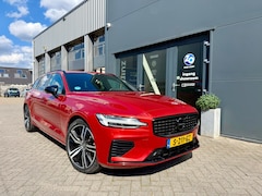 Volvo V60 - 2.0 T8 Recharge AWD R-Design