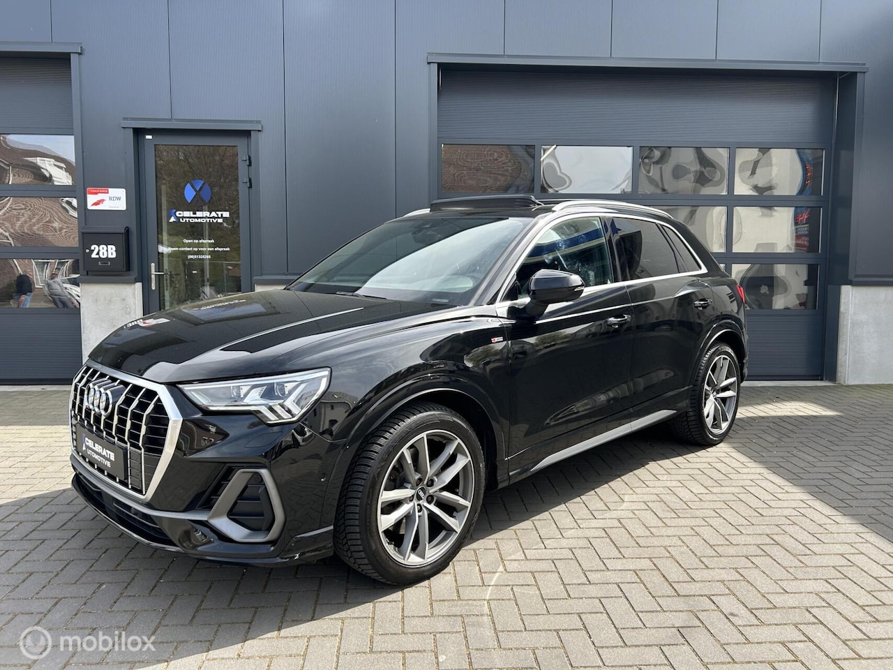 Audi Q3 - 40 TFSI DSG 3x S-Line Digital Dash Pano 360 Cam Vol! - AutoWereld.nl