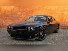 Dodge Challenger - SRT8 6.4L V8