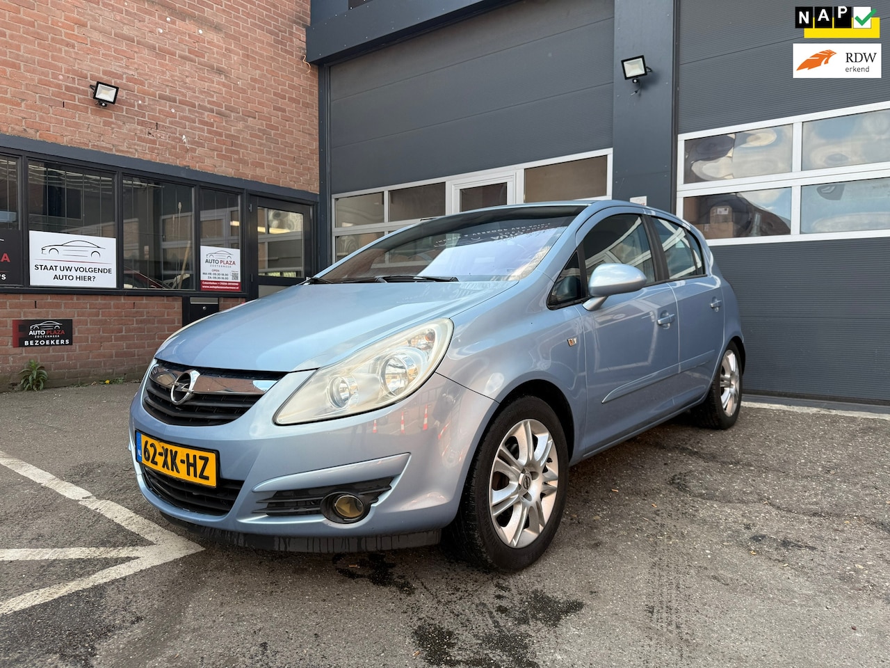 Opel Corsa - 1.4-16V Cosmo 1.4-16V Cosmo - AutoWereld.nl