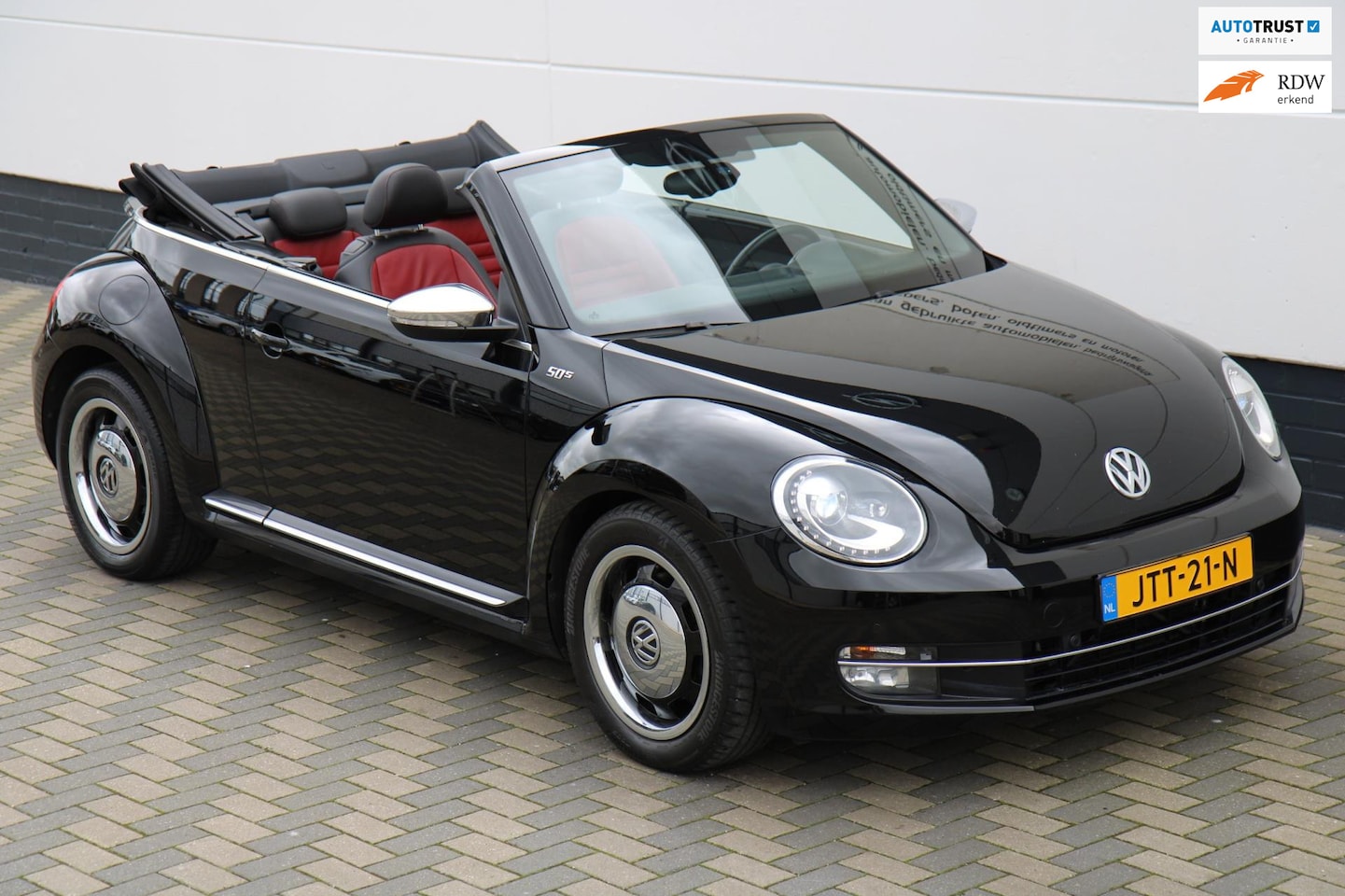 Volkswagen Beetle Cabriolet - 1.4 TSI 160Pk 50's Edition LUXE !! - AutoWereld.nl