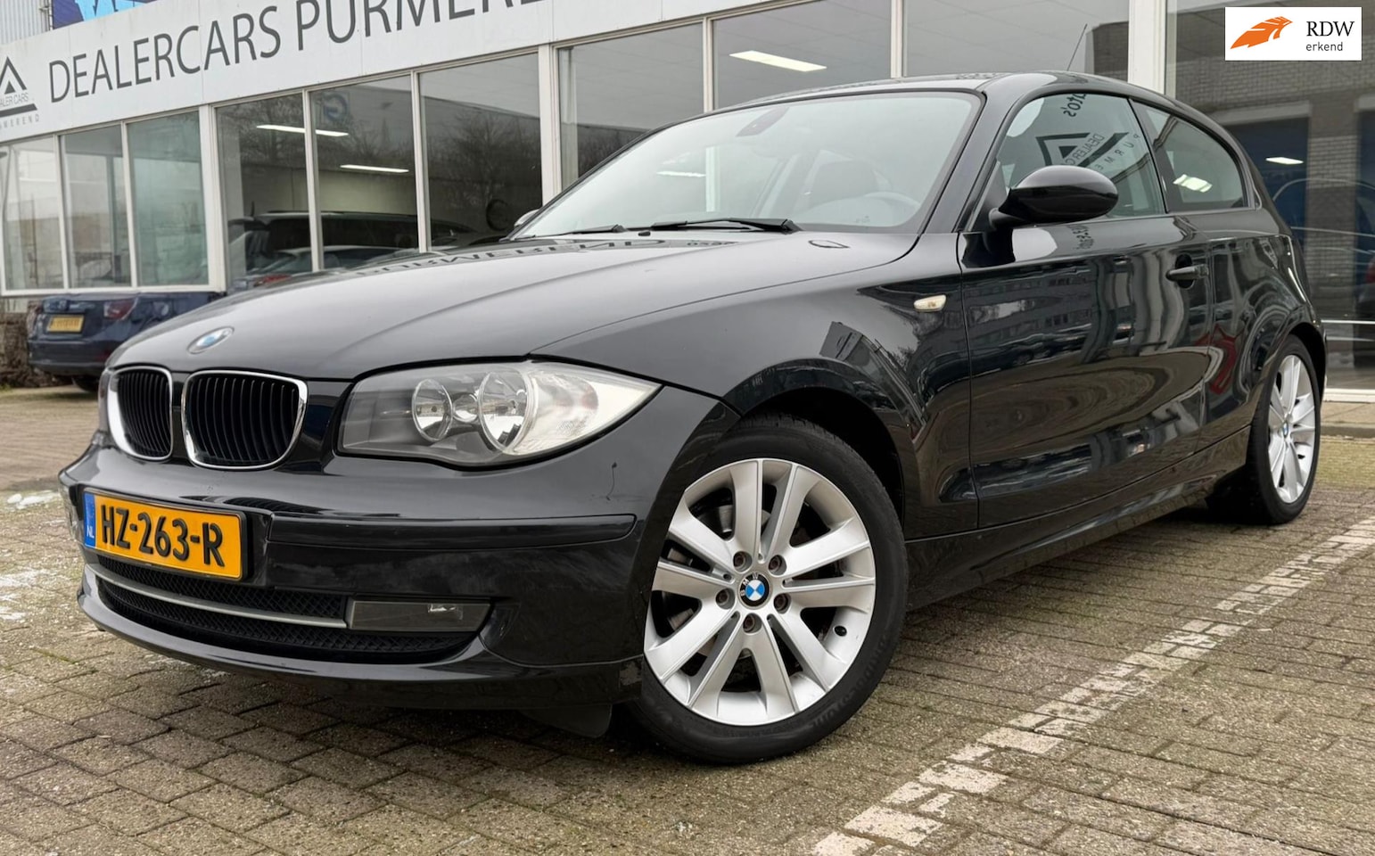 BMW 1-serie - 118i Automaat - AutoWereld.nl