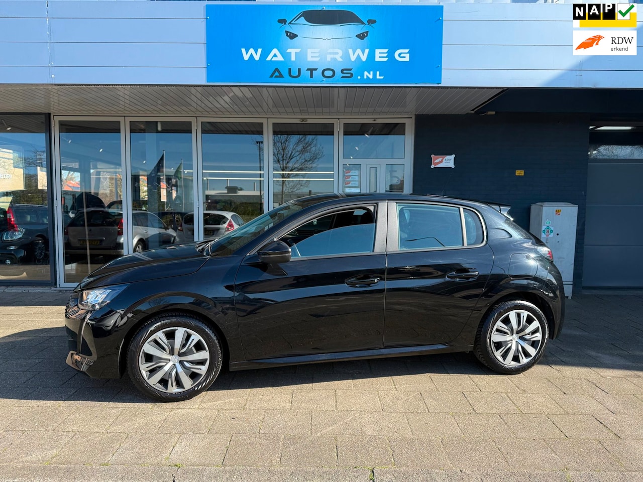 Peugeot 208 - 1.2 PureTech Active CRUISE CONTROL|NAVI|LANE ASSIST - AutoWereld.nl
