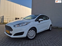 Ford Fiesta - 1.6 TDCi Style NAVI AIRCO BOEKJES