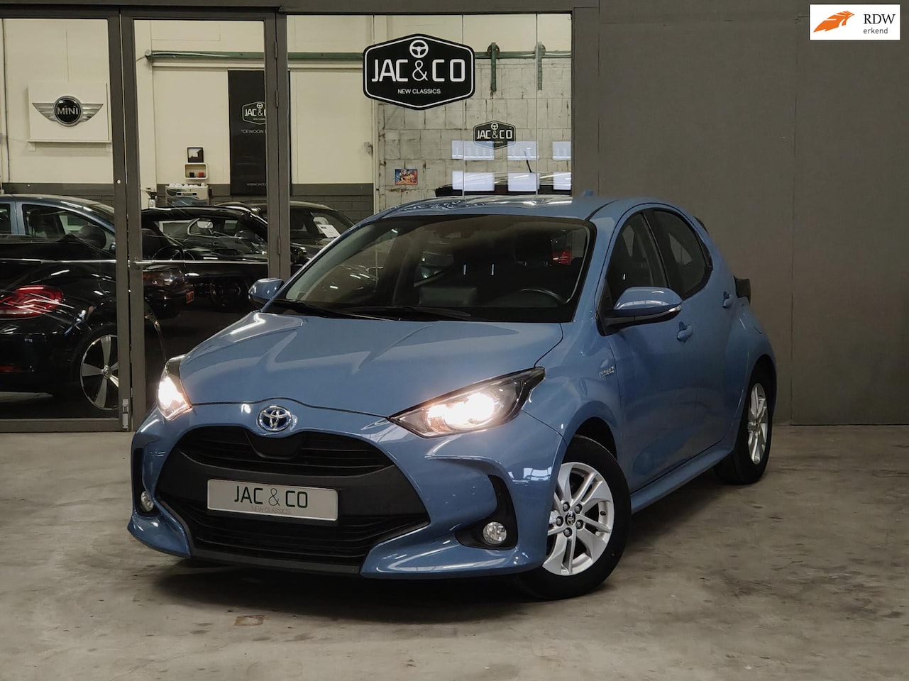 Toyota Yaris - 1.5 Hybrid Camera Fabrieksgarantie ! - AutoWereld.nl