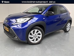Toyota Aygo X - 1.0 VVT-i MT first