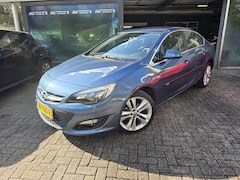 Opel Astra - 1.4 Turbo Edition | 2E EIGENAAR | 12MND GARANTIE | AUTOMAAT | NAVI | CRUISE | LMV |