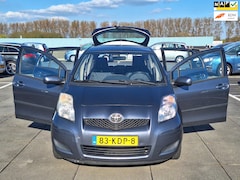 Toyota Yaris - €2850, -1.3 VVTi Aspiration 5 Drs Aircondition Trekhaak