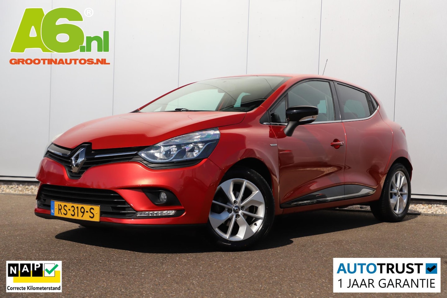 Renault Clio - 0.9 TCe Limited Navigatie Airco Cruise Control Bluetooth 15 inch LMV Parkeersensor - AutoWereld.nl