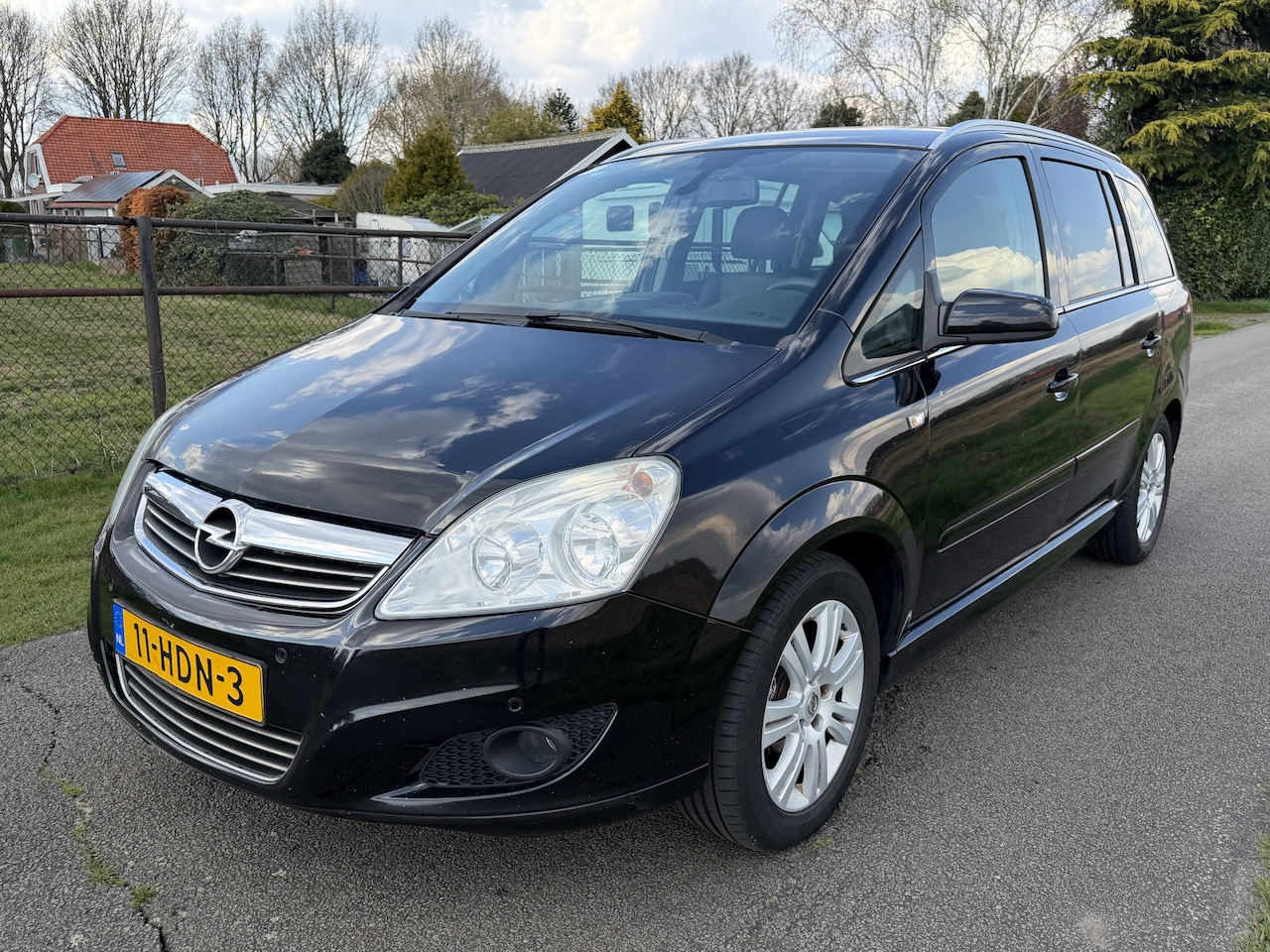 Opel Zafira - 2.2 Executive 7-Pers NAVI/LEER/ECC/CRUISE/PDC - AutoWereld.nl