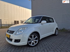 Suzuki Swift - 1.3 Base NAVI PARELMOER 5 DEUR BOEKJES