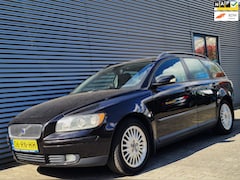 Volvo V50 - 2.4 Momentum 06-2005 Black Sapphire Metallic