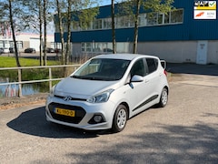 Hyundai i10 - 1.0i i-Motion Go 2017NaviAircoTel.voorbereiding
