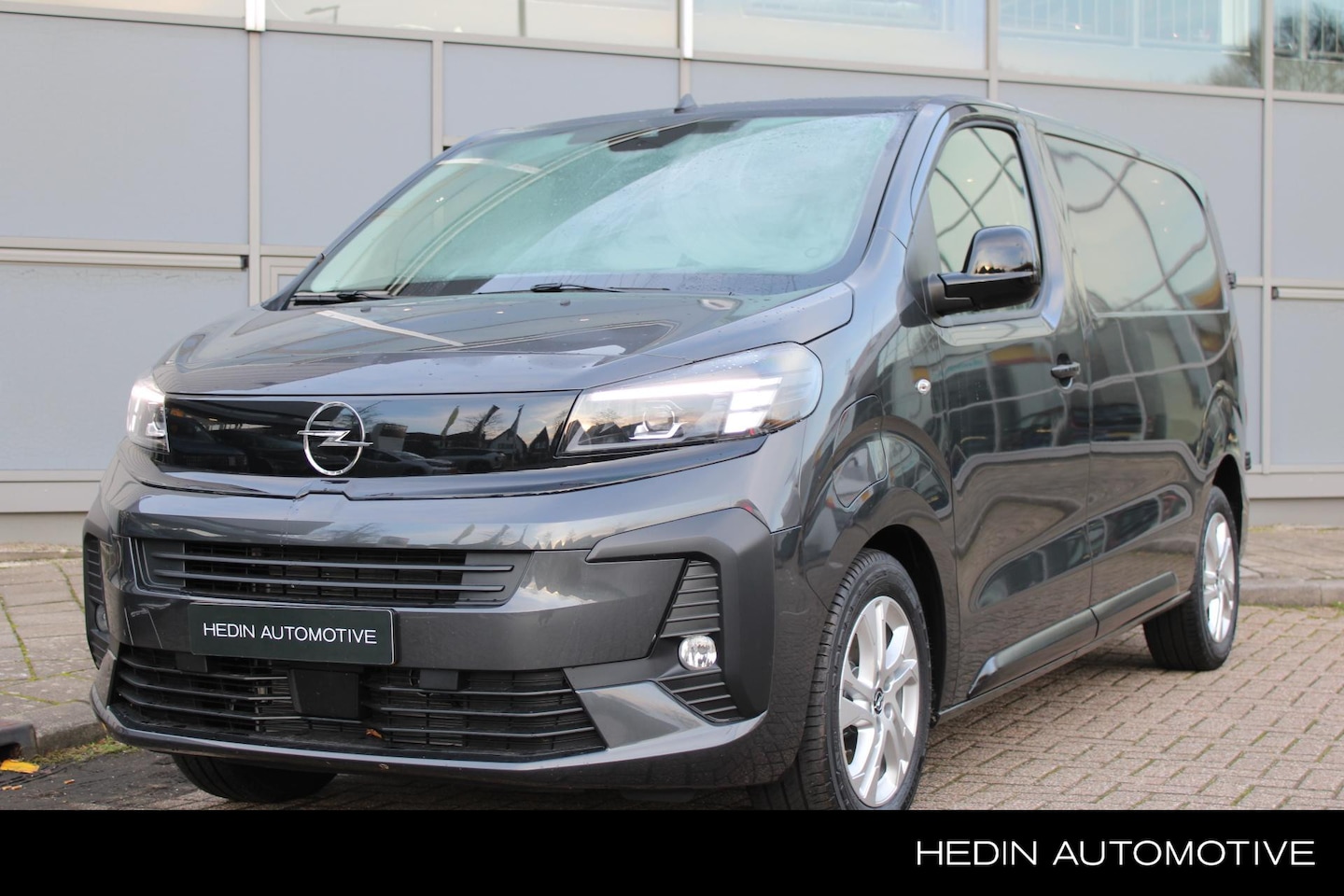Opel Vivaro Electric - L2 75 kWh | Navigatie | Stuur/Stoelverwarming | Cruise Control | Airco | LMV 17 Inch - AutoWereld.nl