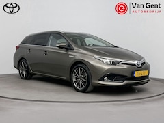 Toyota Auris - 1.8 Hybrid Dynamic Go | Trekhaak | Navigatie | Keyless | Cruise Control | Clima | Camera |
