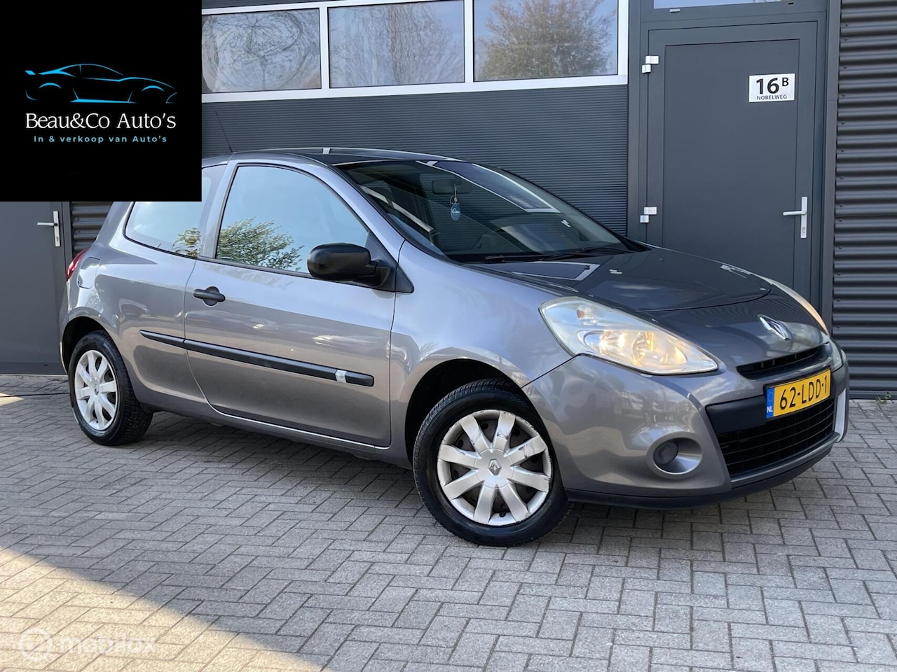 Renault Clio - 1.2 Sélection Business |Nieuwe all season! - AutoWereld.nl