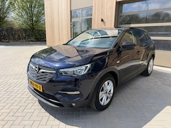 Opel Grandland X - 1.2 Turbo Business Executive 5Drs|Airco|Parkeersensoren|Trekhaak|1ste eigenaar