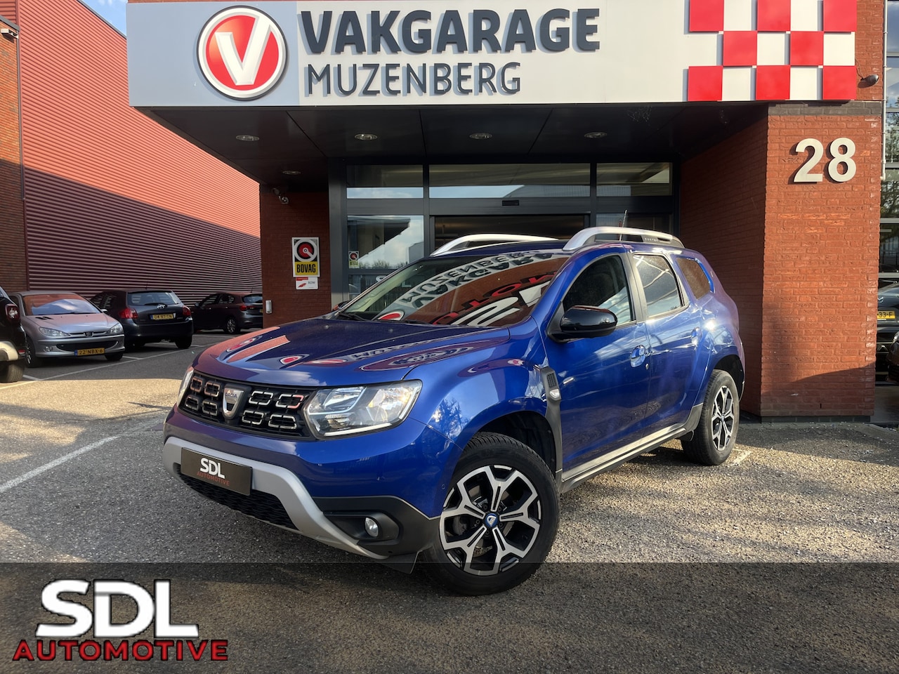 Dacia Duster - 1.3 TCe Prestige // 360 CAMERA // DODEHOEK // CLIMA // CRUISE // NAVI+CARPLAY // - AutoWereld.nl