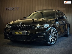 BMW 3-serie Touring - 330E Touring M Sport|Pano|Camera|Keyless|Automaat