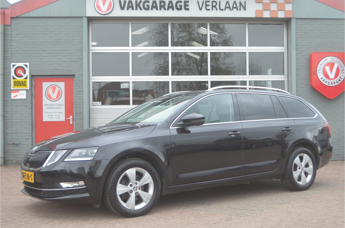 Skoda Octavia - sta. 1.5 TSI Style AUTOMAAT trekhaak 12 mnd. gar. - AutoWereld.nl