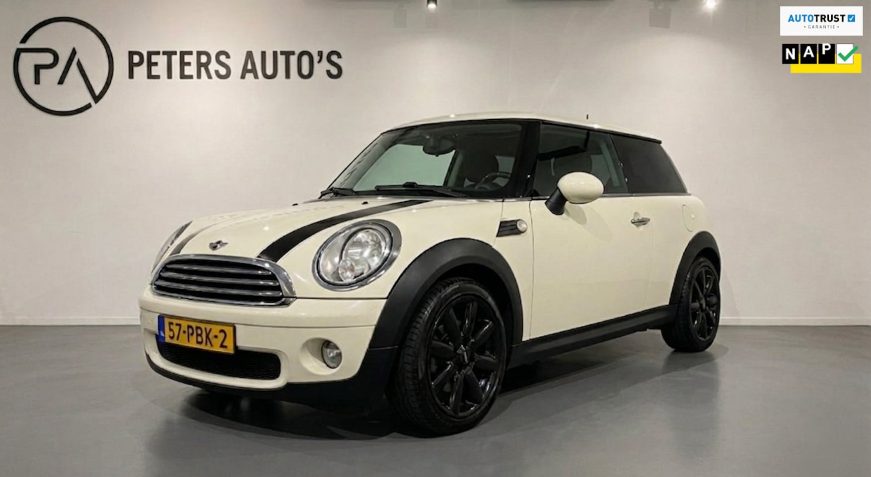 MINI Clubman - Mini 1.6 One Business Line Clima/PDC/Navi/Cruise/Pano - AutoWereld.nl