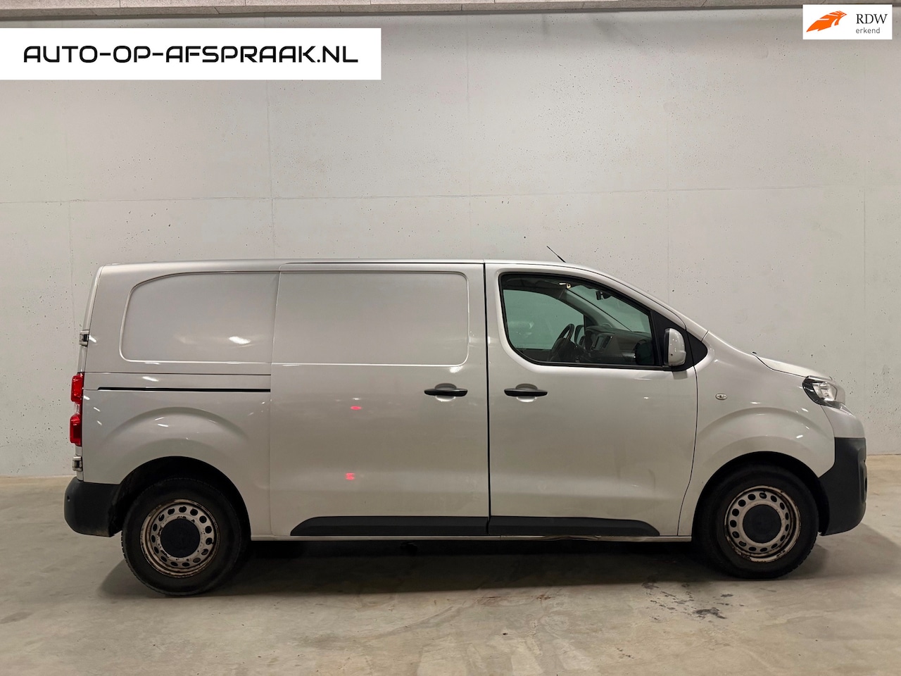Peugeot Expert - 231S 2.0 BlueHDI 150 Premium Pack 231S 2.0 BlueHDI 150 Premium Pack Navi BTW 21% - AutoWereld.nl
