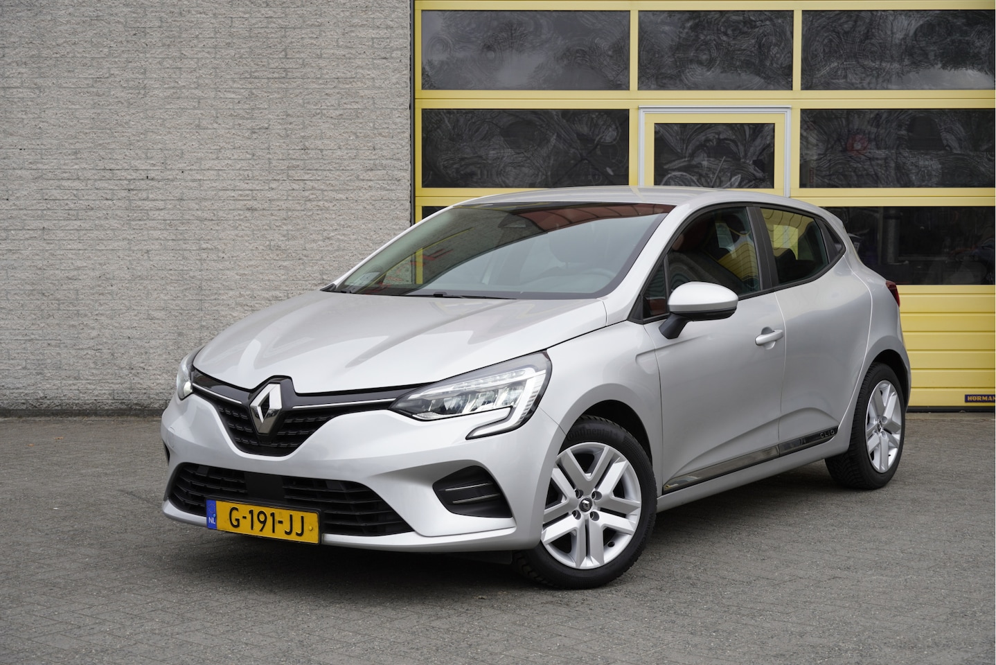 Renault Clio - 1.0 TCe 5drs Zen BJ2019 Led V+A | App-Connect | Airco | Cruise control | Getint glas | Nw- - AutoWereld.nl