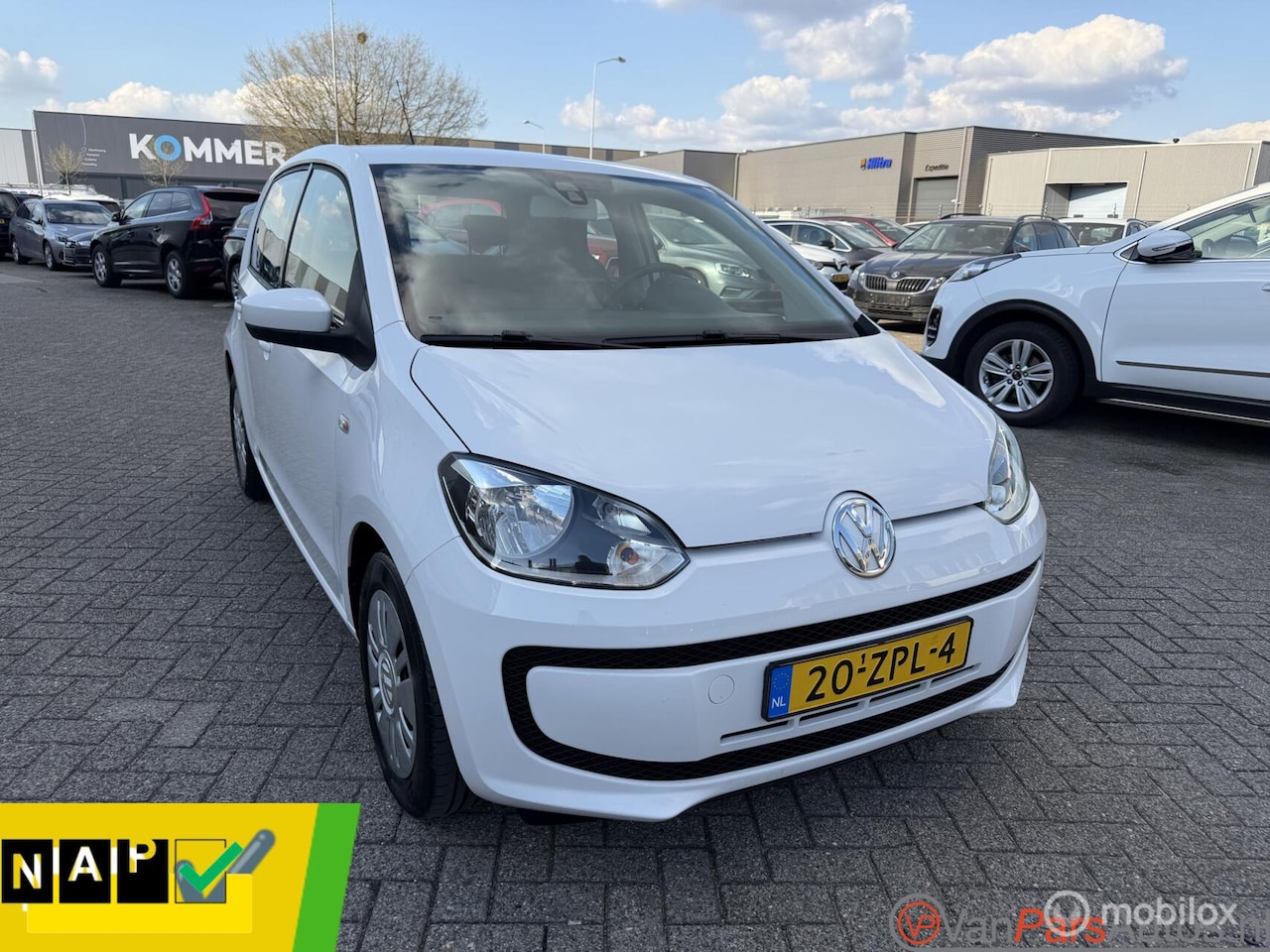Volkswagen Up! - 1.0 move up! BlueMotion 1.0 move up! BlueMotion,Airco,5drs,dealer onderhouden - AutoWereld.nl