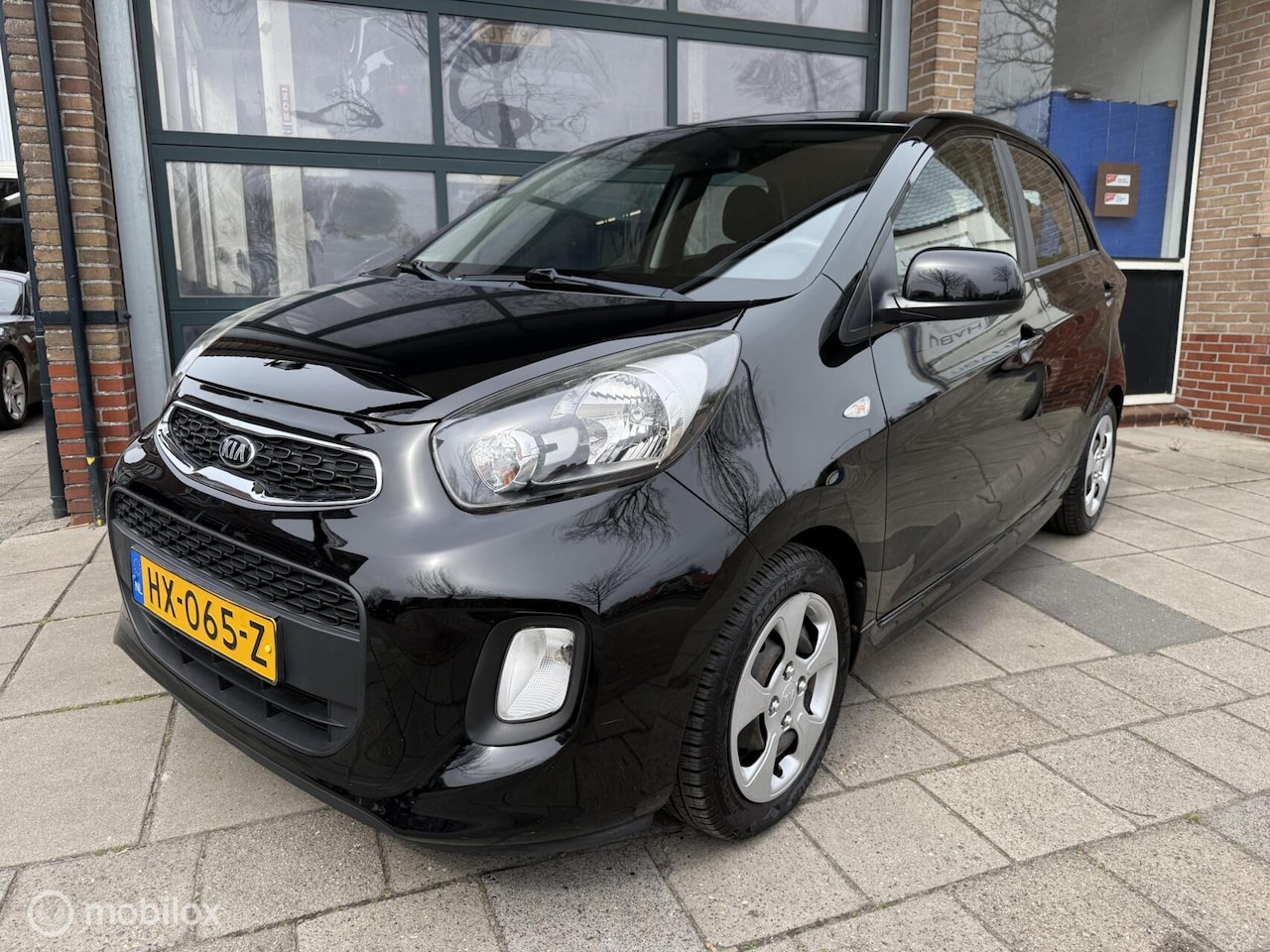 Kia Picanto - 1.0 CVVT ComfortLine | Airco | NAP | Trekhaak - AutoWereld.nl