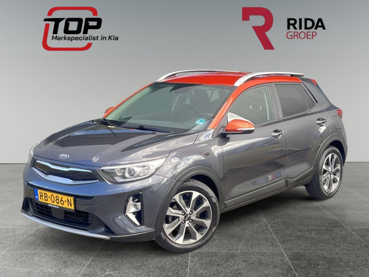 Kia Stonic - 1.0 T-GDi DynamicLine 120 PK | 6 versnellingen | Key-Less | - AutoWereld.nl