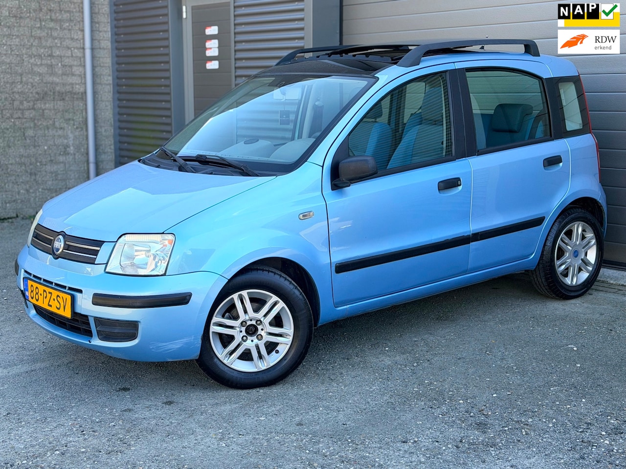 Fiat Panda - 1.2 Emotion Automaat - AutoWereld.nl