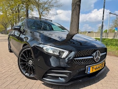Mercedes-Benz A-klasse - 250 Premium Plus 2019 AMG Pano