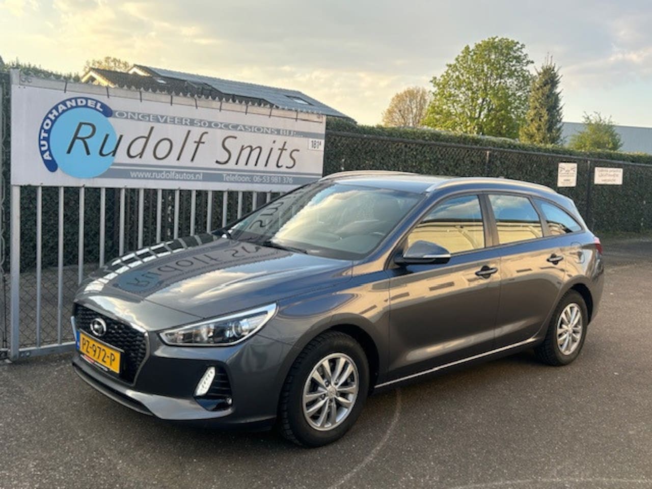 Hyundai i30 Wagon - 1.0 T-GDi Comfort 1.0 T-GDI Comfort - AutoWereld.nl