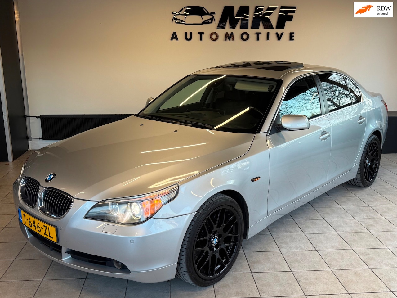 BMW 5-serie - 525i High Executive AUTOMAAT/ECC/DAKJE/XENON/LMV - AutoWereld.nl