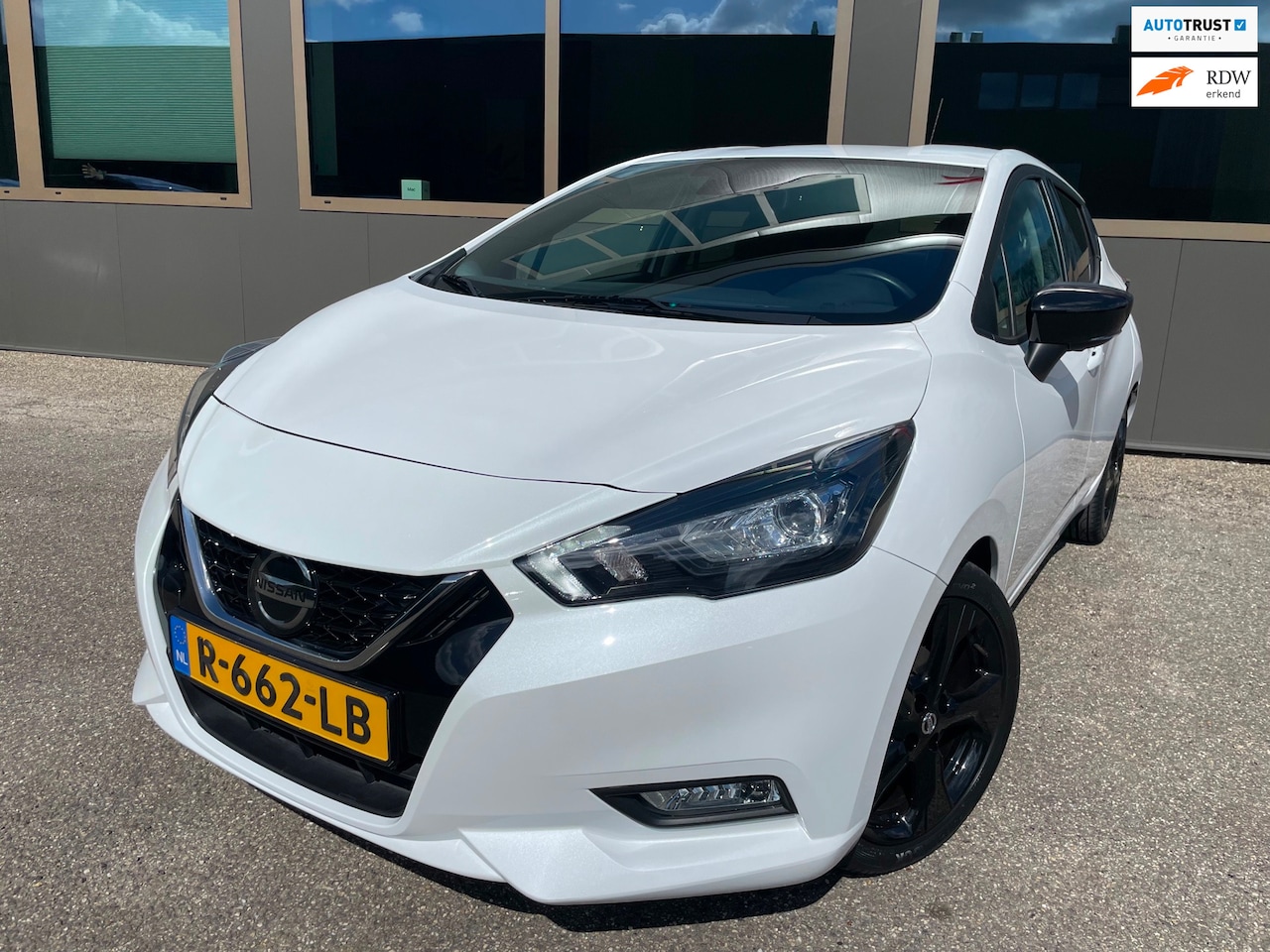 Nissan Micra - 1.0 IG-T N-Sport Automaat Dealer onderhouden - AutoWereld.nl