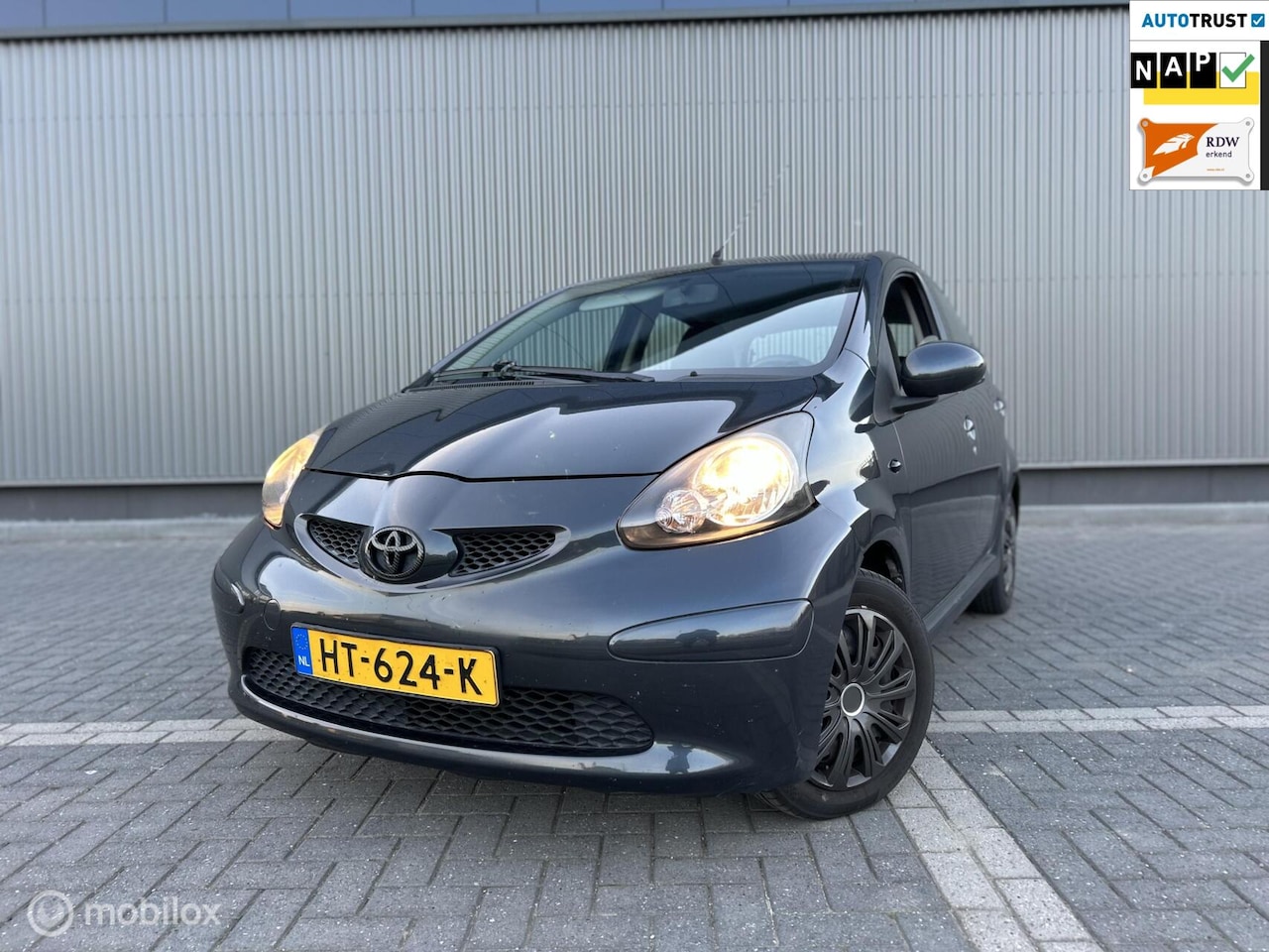 Toyota Aygo - 1.0-12V +|CARPLAY|AIRCO|APK| - AutoWereld.nl