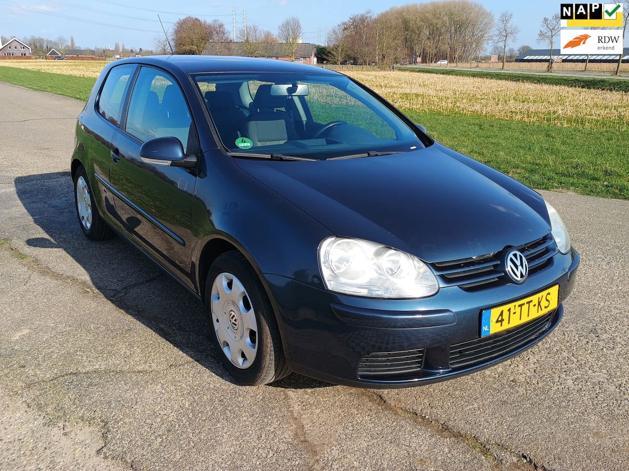 Volkswagen Golf - 1.4 Optive 3 1.4 Optive 3 - AutoWereld.nl