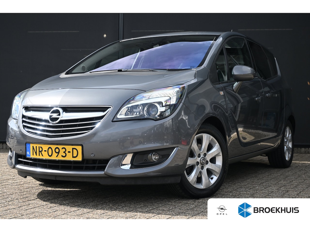 Opel Meriva - 1.4 Turbo Blitz | Navigatie | Stuur/Stoelverwarming | Achteruitrijcamera | Bi-Xenon | Clim - AutoWereld.nl
