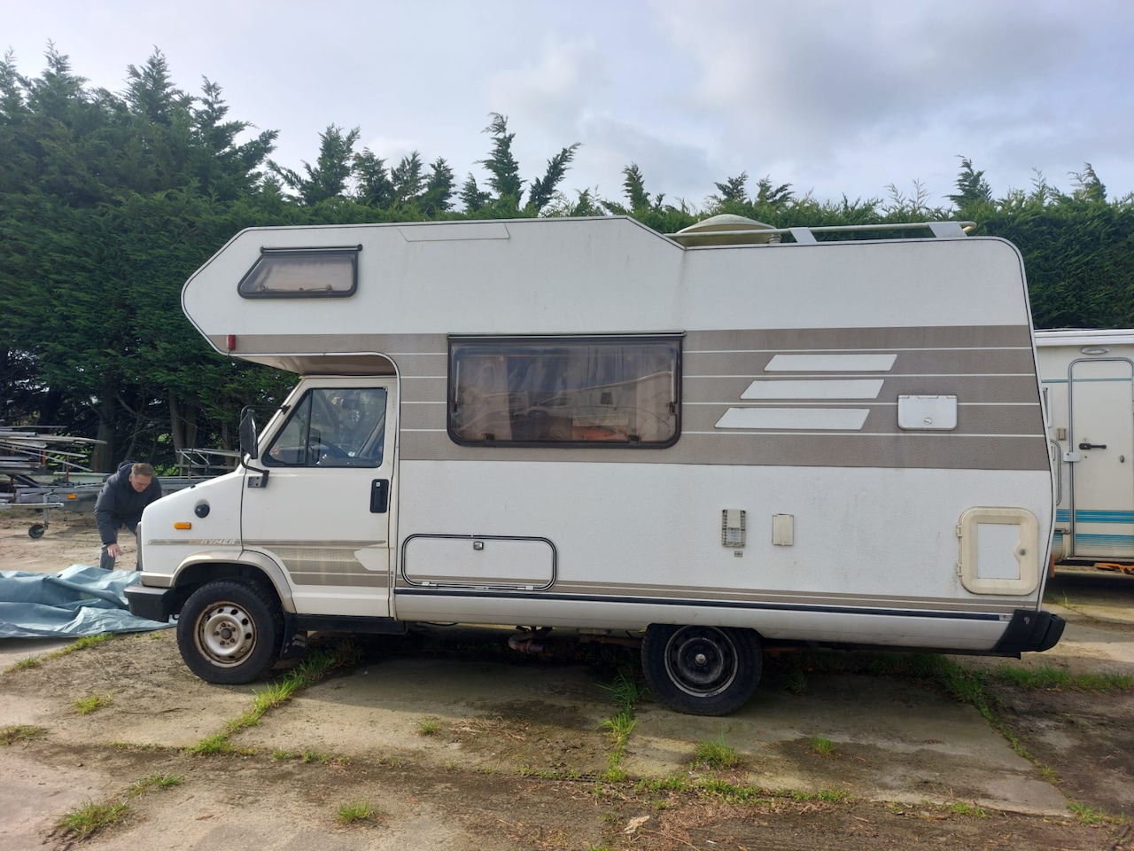 Peugeot J-5 - Hymer camper - AutoWereld.nl