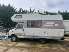 Peugeot J-5 - Hymer camper
