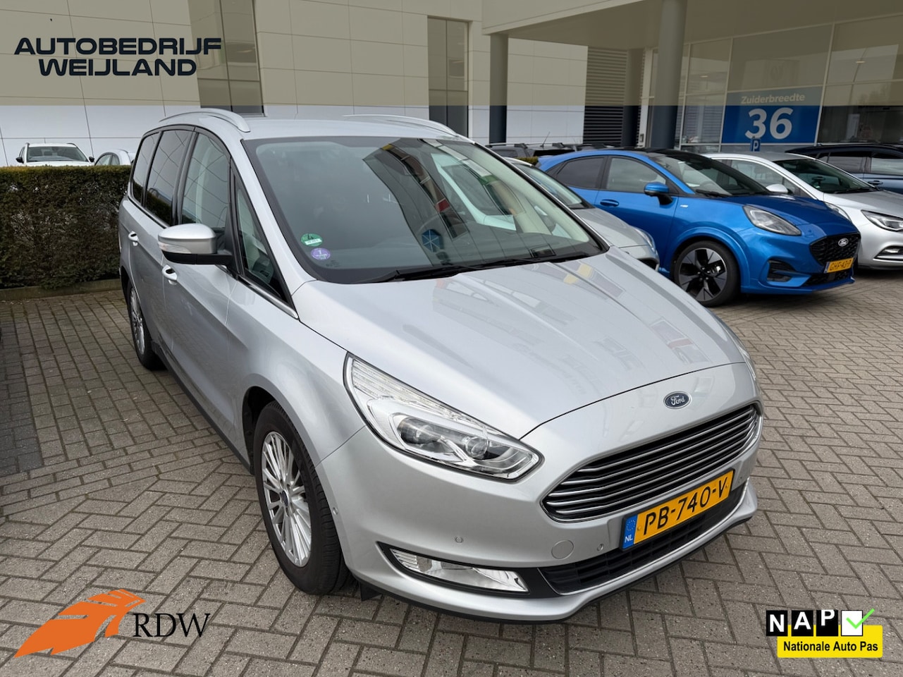 Ford Galaxy - 1.5 Titanium 7 Persoons I Navi I Trekhaak 1600kg I Stoelverwaring I NL-auto I Carplay I De - AutoWereld.nl