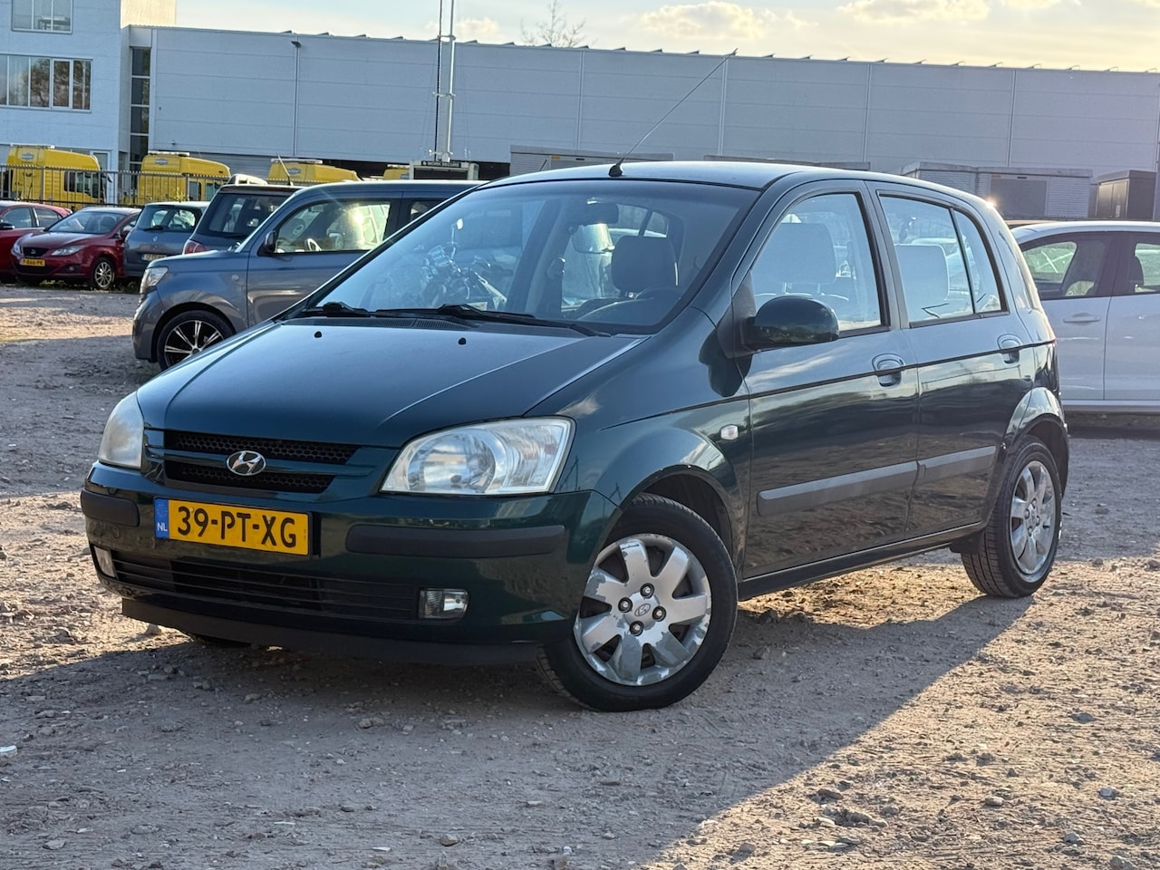 Hyundai Getz - 1.3i Dynamic/ AUTOMAAT/ LAAG KM - AutoWereld.nl