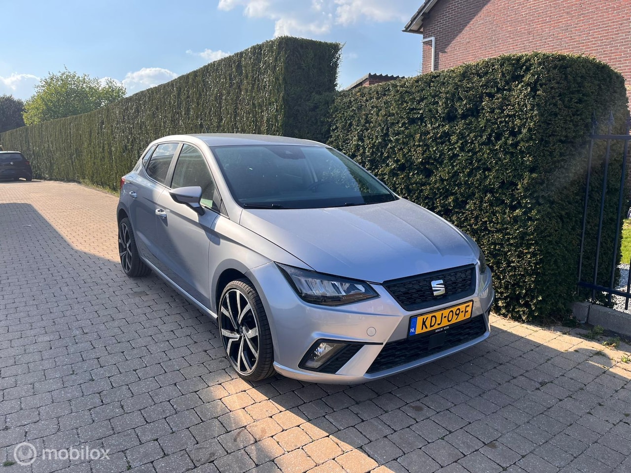 SEAT Ibiza - 1.0 EcoTSI Style ZEER NETTE AUTO MET NIEUWE APK - AutoWereld.nl