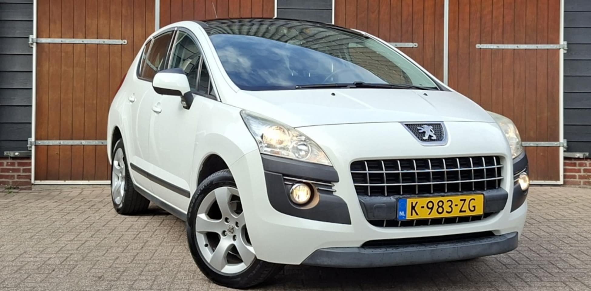 Peugeot 3008 - 1.6 Active, Automaat, Bluetooth, Trekhaak, Cruise Control - AutoWereld.nl