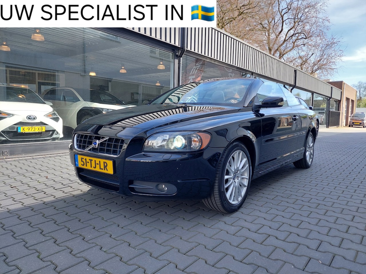 Volvo C70 Convertible - 2.4 Summum Leer Navi Clima Cruise PDC Stoelverwarming Electrisch verstelbare voor stoelen - AutoWereld.nl
