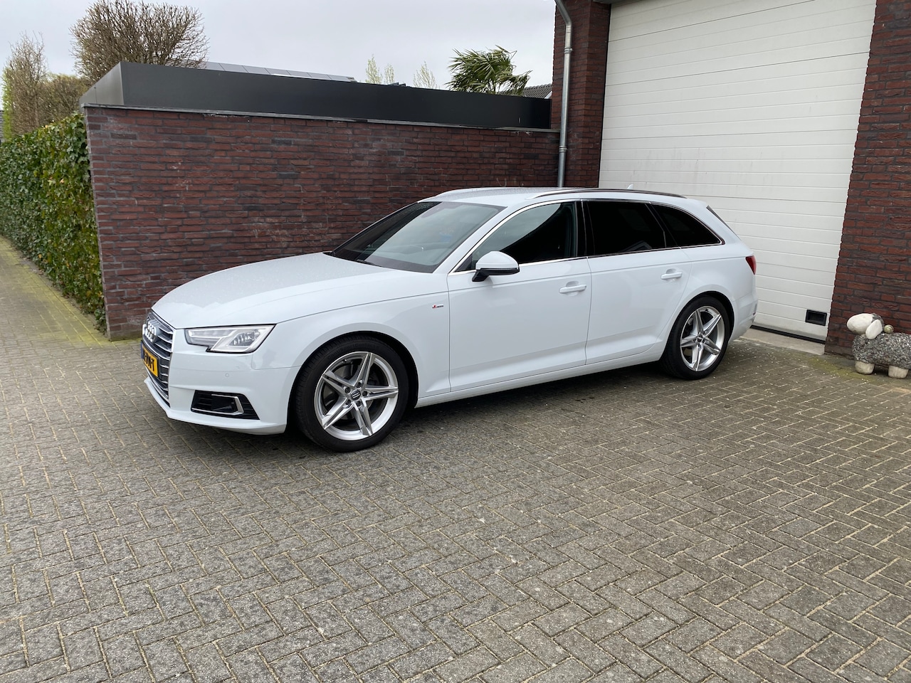 Audi A4 Avant - 2.0 TFSI MHEV Sport S-line, B&O, adaptieve cruise control, lane assist - AutoWereld.nl