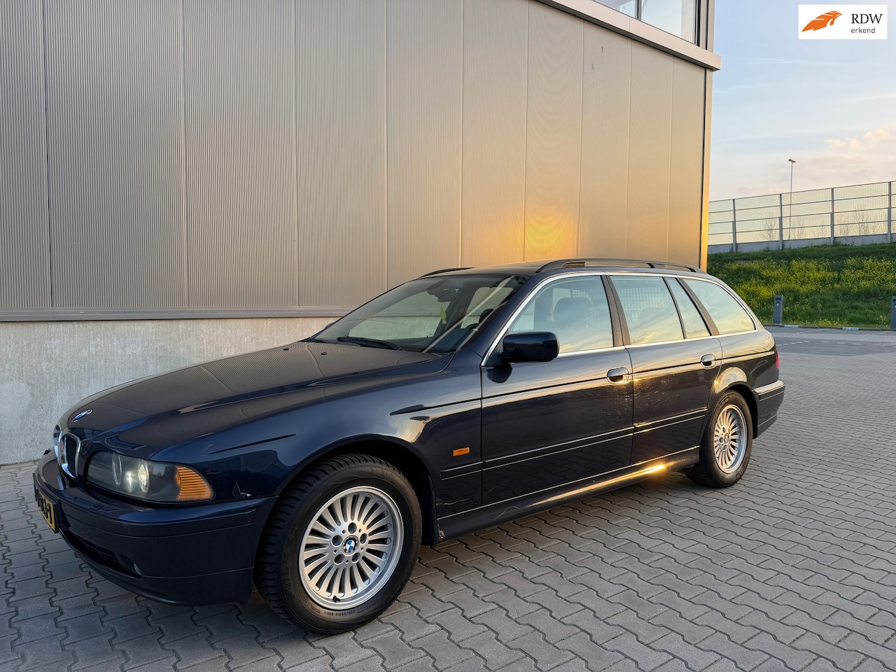 BMW 5-serie Touring - 525i Executive 525i Executive - AutoWereld.nl