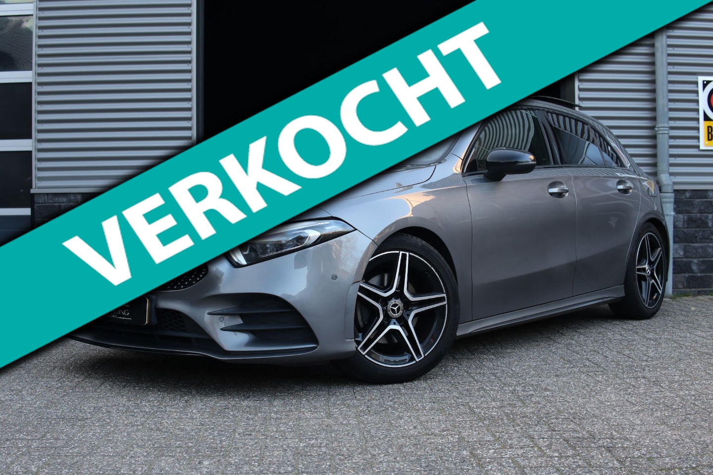 Mercedes-Benz A-klasse - 200 AMG|PANO|KEYLESS|AUGMENTED|SFEER|CAMERA - AutoWereld.nl